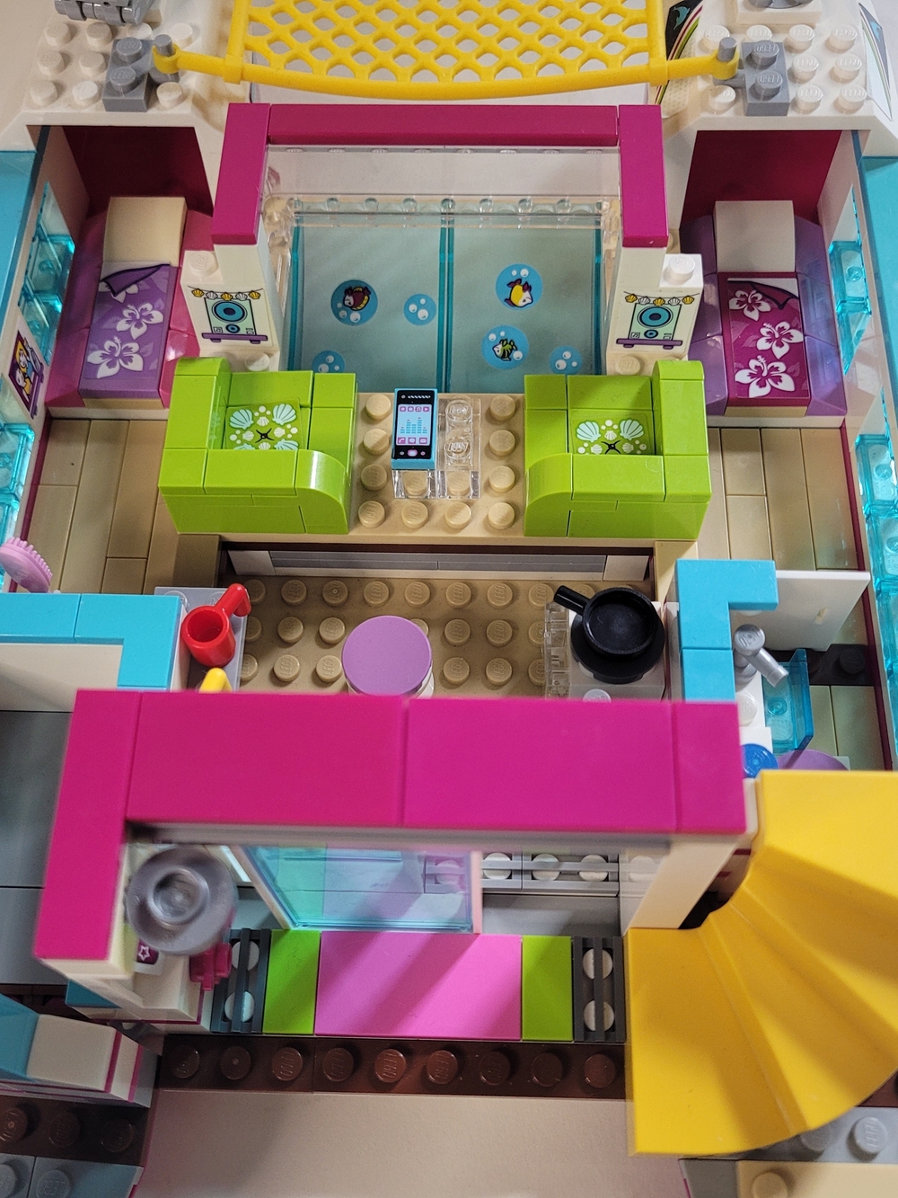 LEGO Friends Sunshine Catamaran set, model number 41317 - Picture 14 of 14
